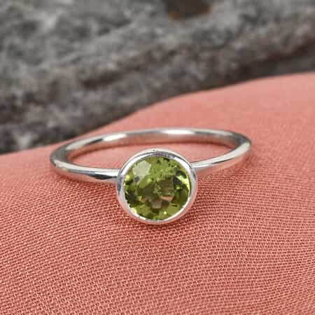 Peridot Solitaire Ring in Platinum Over Sterling Silver (Size 10.0) 0.90 ctw image number 1