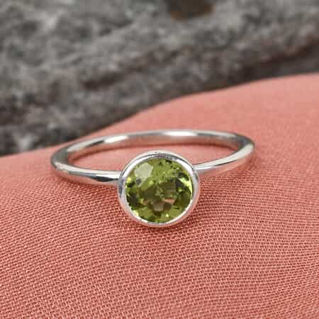 Peridot Solitaire Ring in Platinum Over Sterling Silver (Size 9.0) 0.90 ctw image number 1