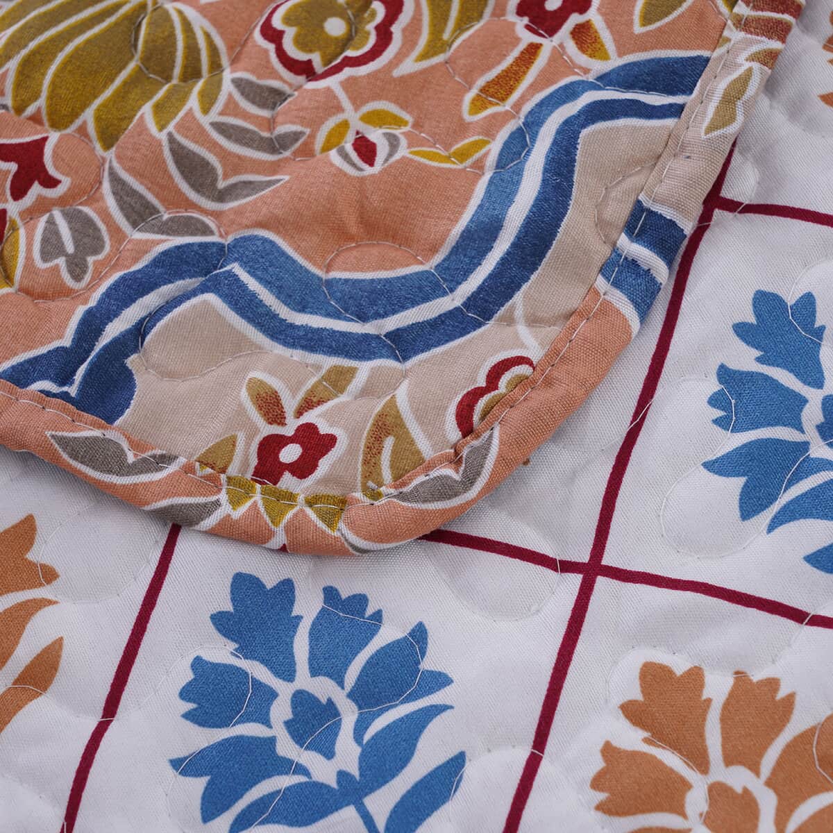 Homesmart Orange and Blue Printed Pattern Microfiber Quilt (King) and Set of 2 Shams , Quilt Set , Comforter Set , Bed Comforters image number 3