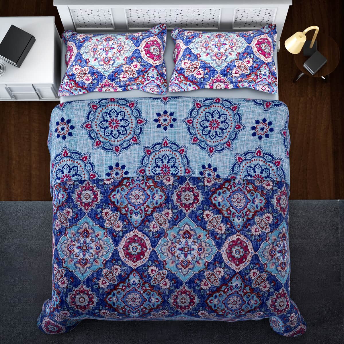 Homesmart Blue and Red Printed Microfiber Quilt (King) and Set of 2 Shams , Quilt Set , Comforter Set , Bed Comforters image number 1