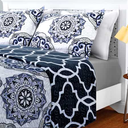 Homesmart White and Black Printed Microfiber Quilt (Queen) and Set of 2 Shams , Quilt Set , Comforter Set , Bed Comforters image number 2