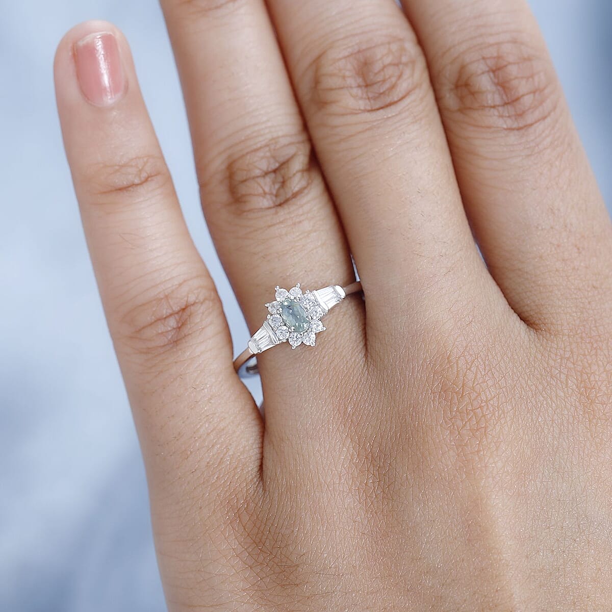 Narsipatnam Alexandrite and White Zircon 0.85 ctw Halo Ring in Platinum Over Sterling Silver (Size 8.0) image number 2