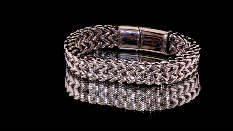 Fashionable Two Row Spiga Chain Bracelet in Stainless Steel (7.50 In)