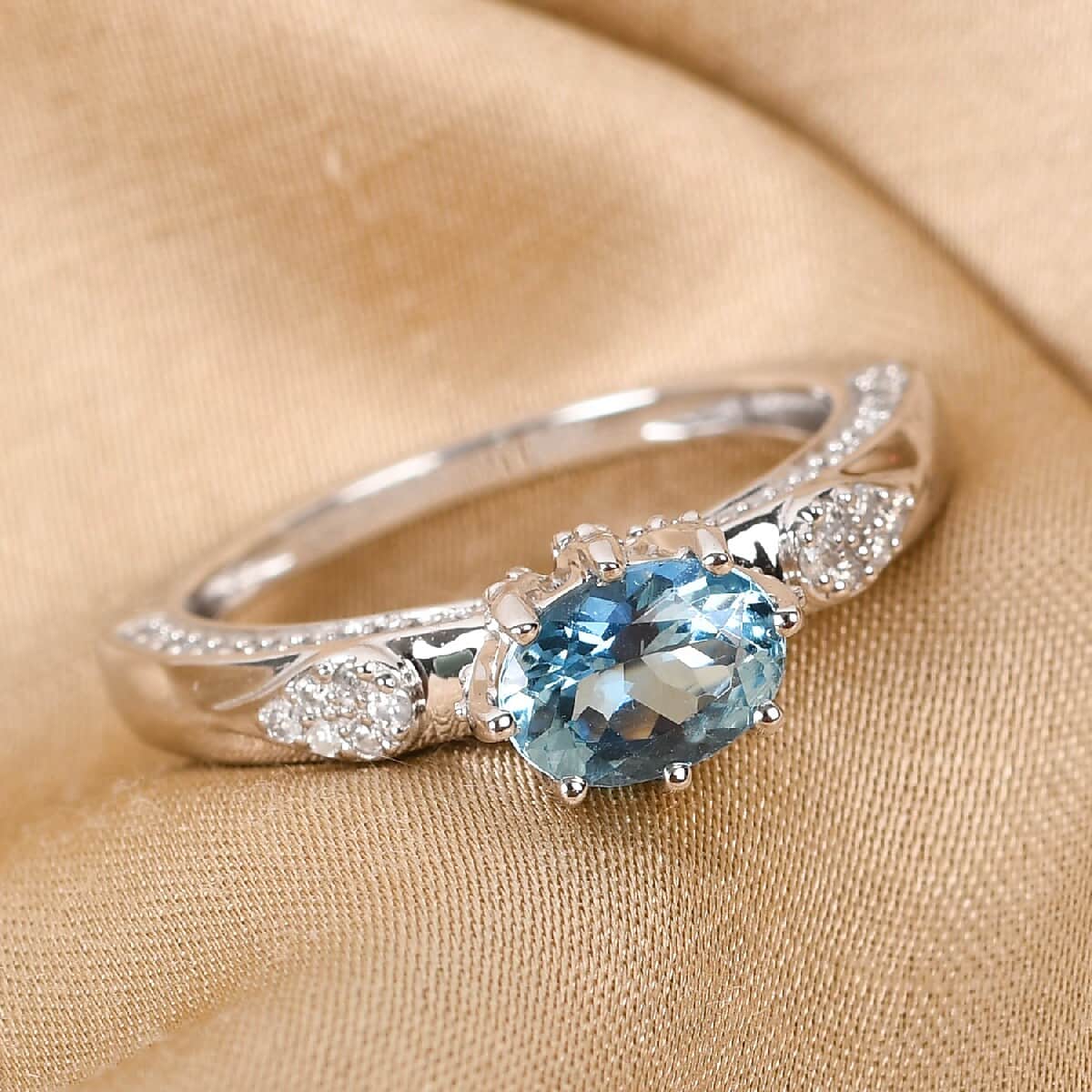 Luxoro 10K White Gold Premium Santa Maria Aquamarine and Diamond Ring (Size 8.0) 1.10 ctw image number 1