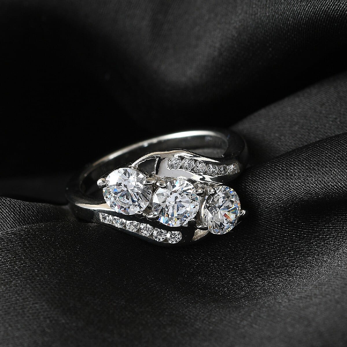 Lustro Stella Finest CZ 1.60 ctw Ring in Platinum Over Sterling Silver (Size 9.0)