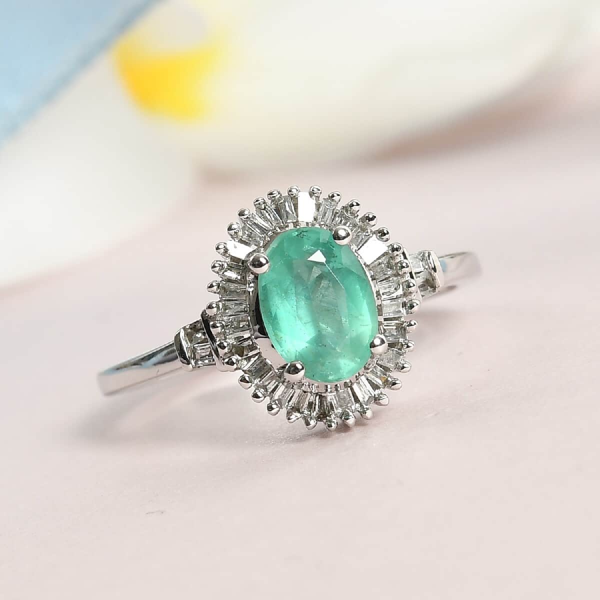 LUXORO 10K White Gold AAA Kagem Zambian Emerald and Diamond Halo Ring (Size 10.0) 0.95 ctw image number 1