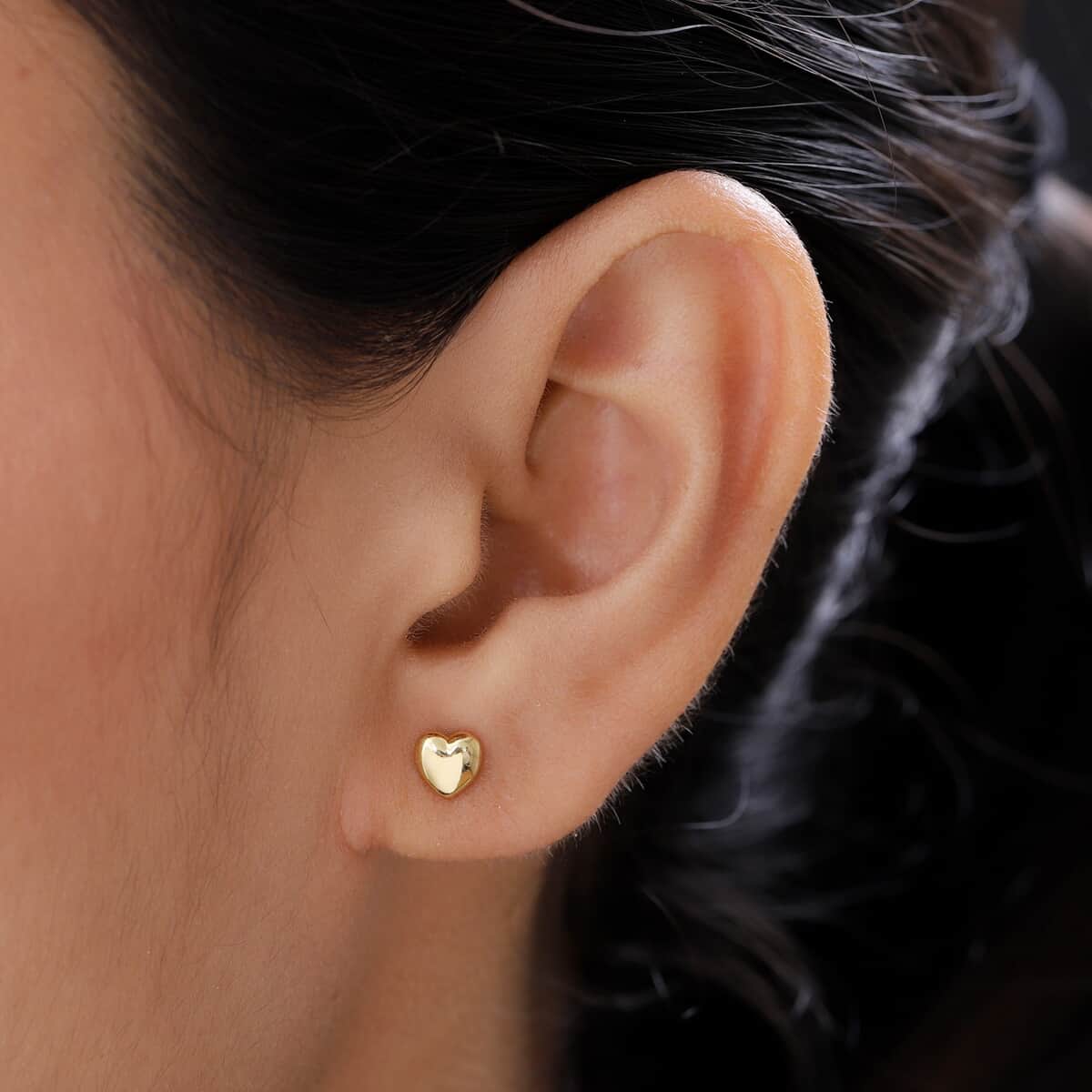 Heart Stud Earrings in Vermeil Yellow Gold Over Sterling Silver image number 2