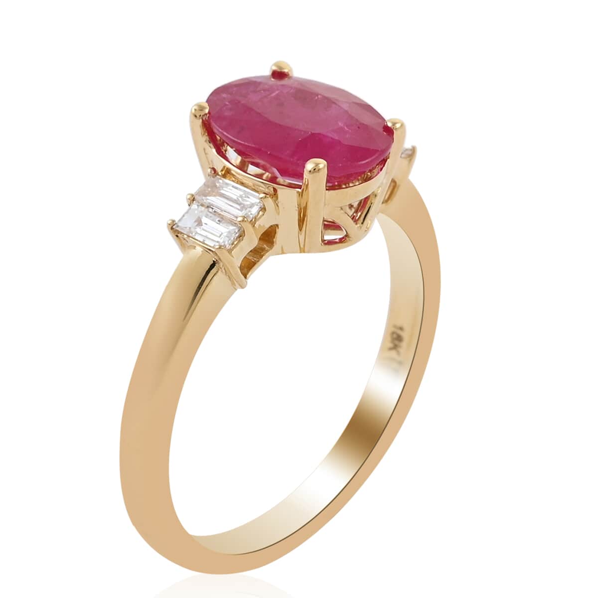 Iliana 18K Yellow Gold AAA Royal Thai Ruby and G-H SI Diamond Ring (Size 7.0) 4.18 Grams 2.60 ctw image number 2