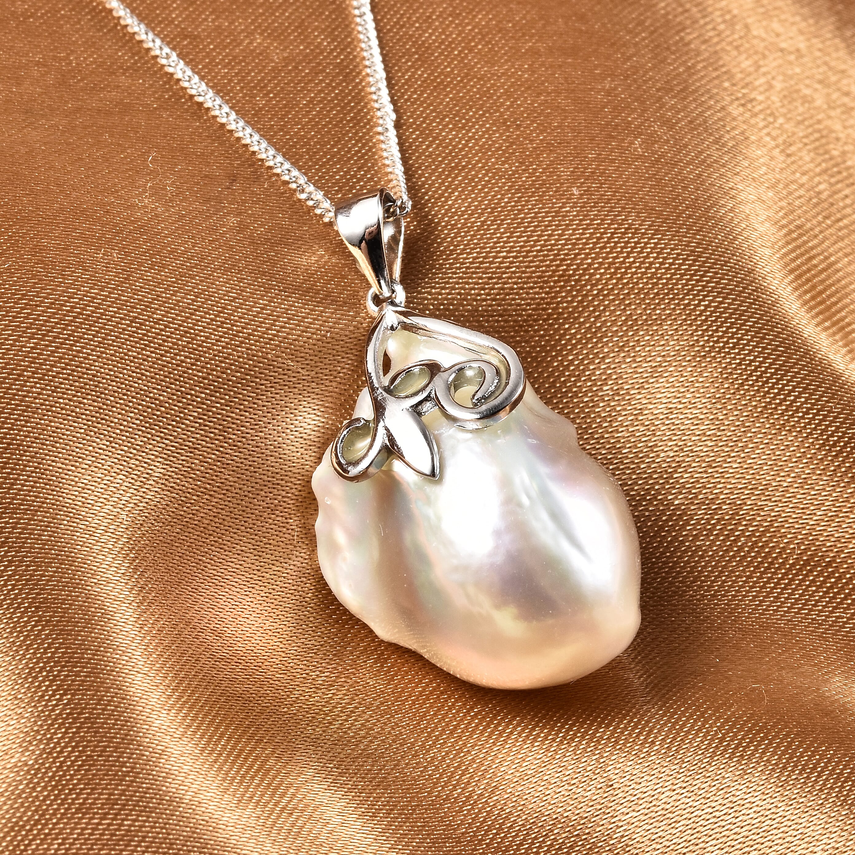 Organic Shape Baroque Pearl Pendant Necklace 18 Inches in Rhodium Over Sterling Silver