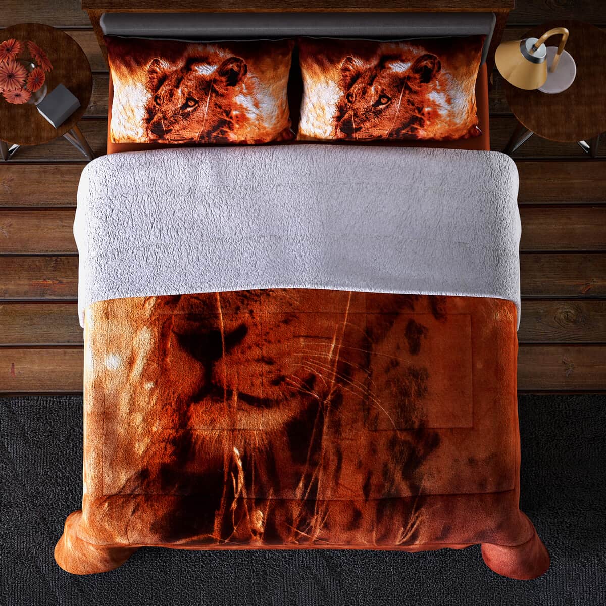 Homesmart Brown Lion Print Pattern Flannel and Sherpa Comforter and Pillow Cover image number 2