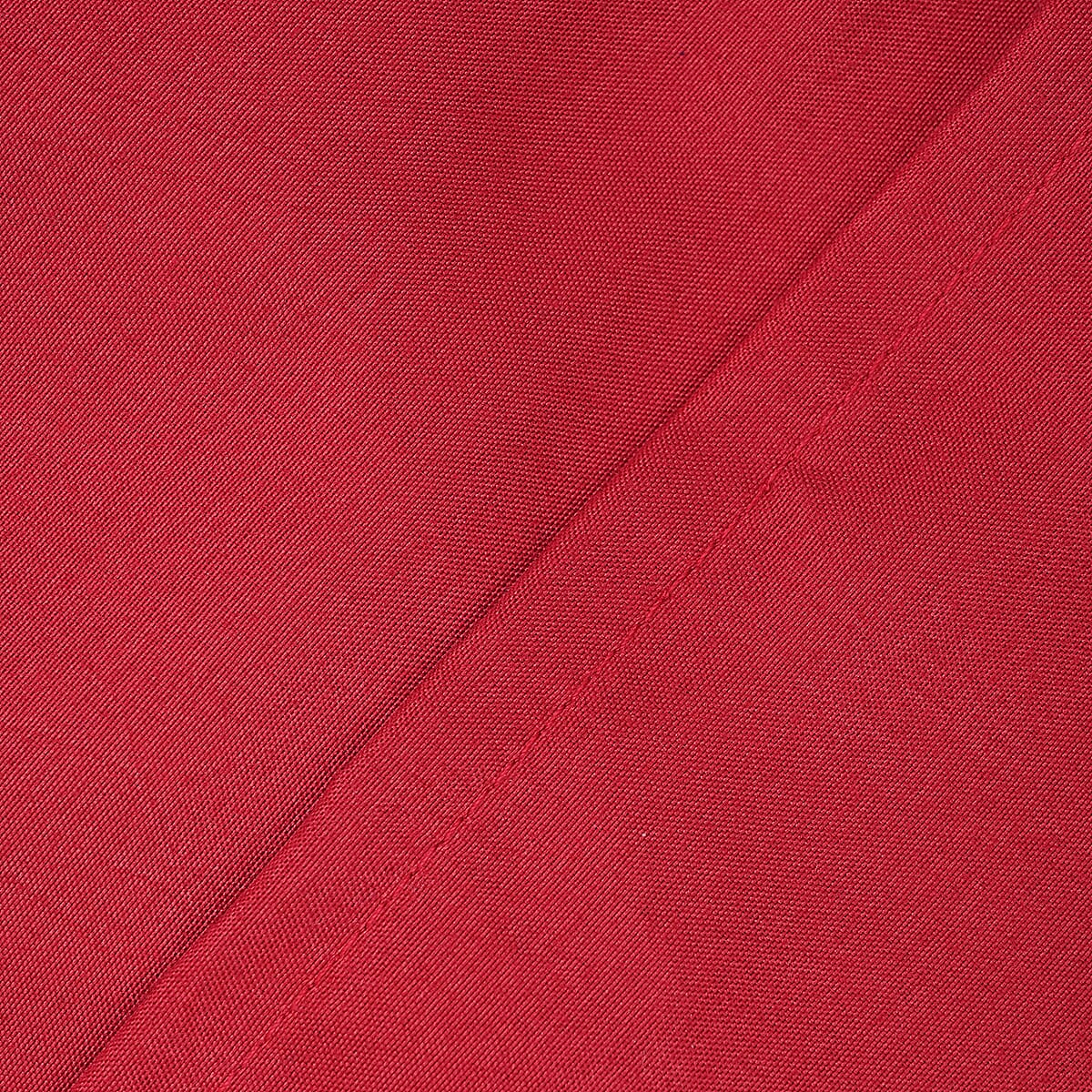 Homesmart Red Diamond Pattern Microfiber Comforter with 2 Shams - King image number 4