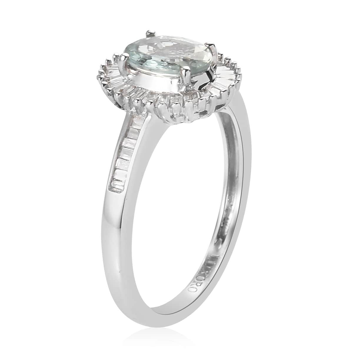 LUXORO 14K White Gold AAA Narsipatnam Alexandrite and G-H I3 Diamond Halo Ring 2.50 Grams 1.00 ctw image number 3