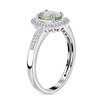 Luxoro AAA Narsipatnam Alexandrite and Diamond 1.25 ctw Halo Ring in 14K White Gold (Size 8.0)