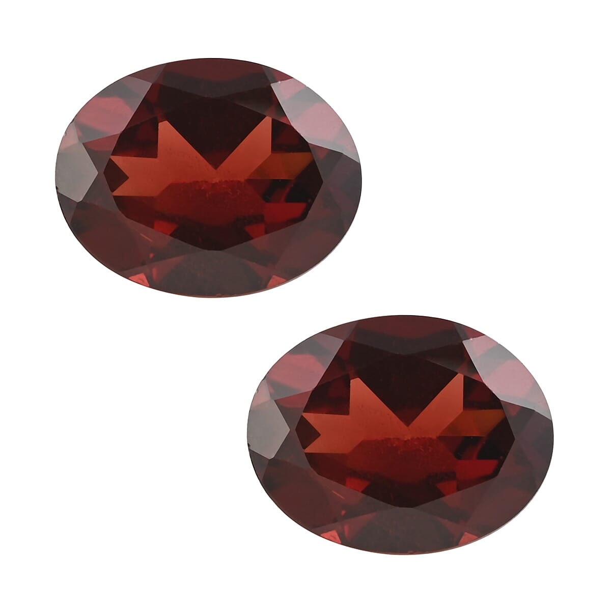 AAA Mozambique Garnet Set of 2 (Ovl 9x7 mm) 4.32 ctw