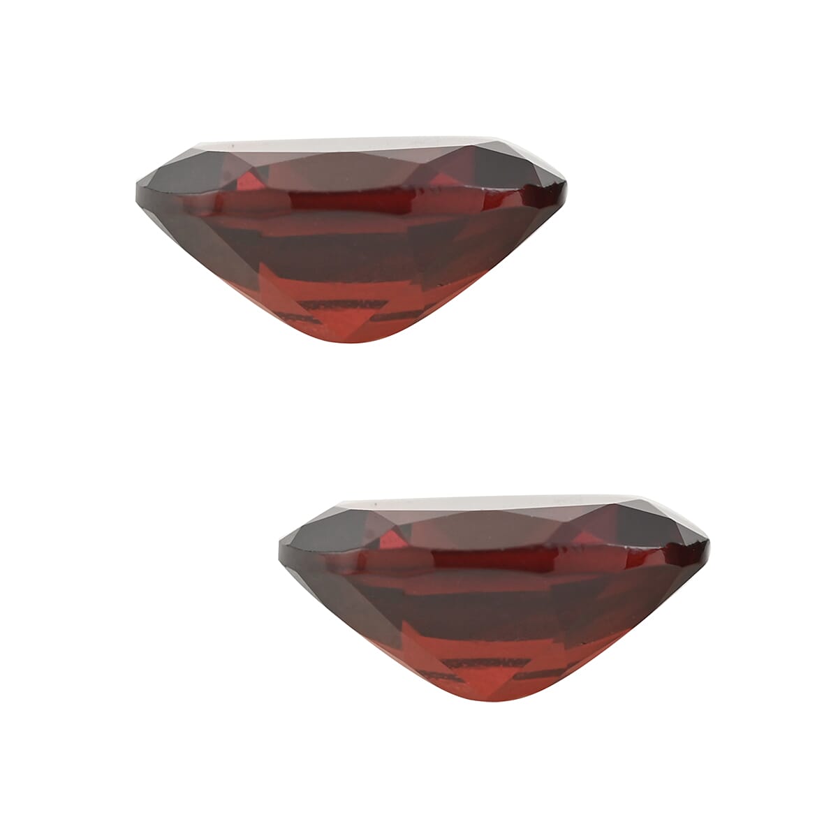 AAA Mozambique Garnet Set of 2 (Ovl 9x7 mm) 4.32 ctw