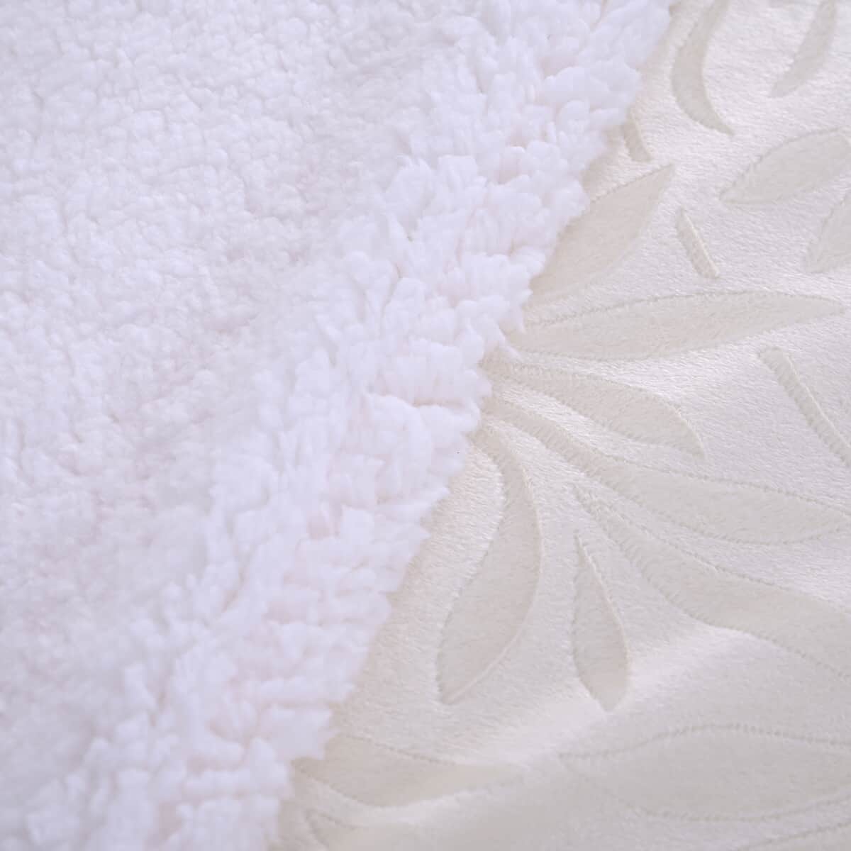 Homesmart Ivory Embossed Short Plush with White Sherpa Double Layer Blanket image number 2