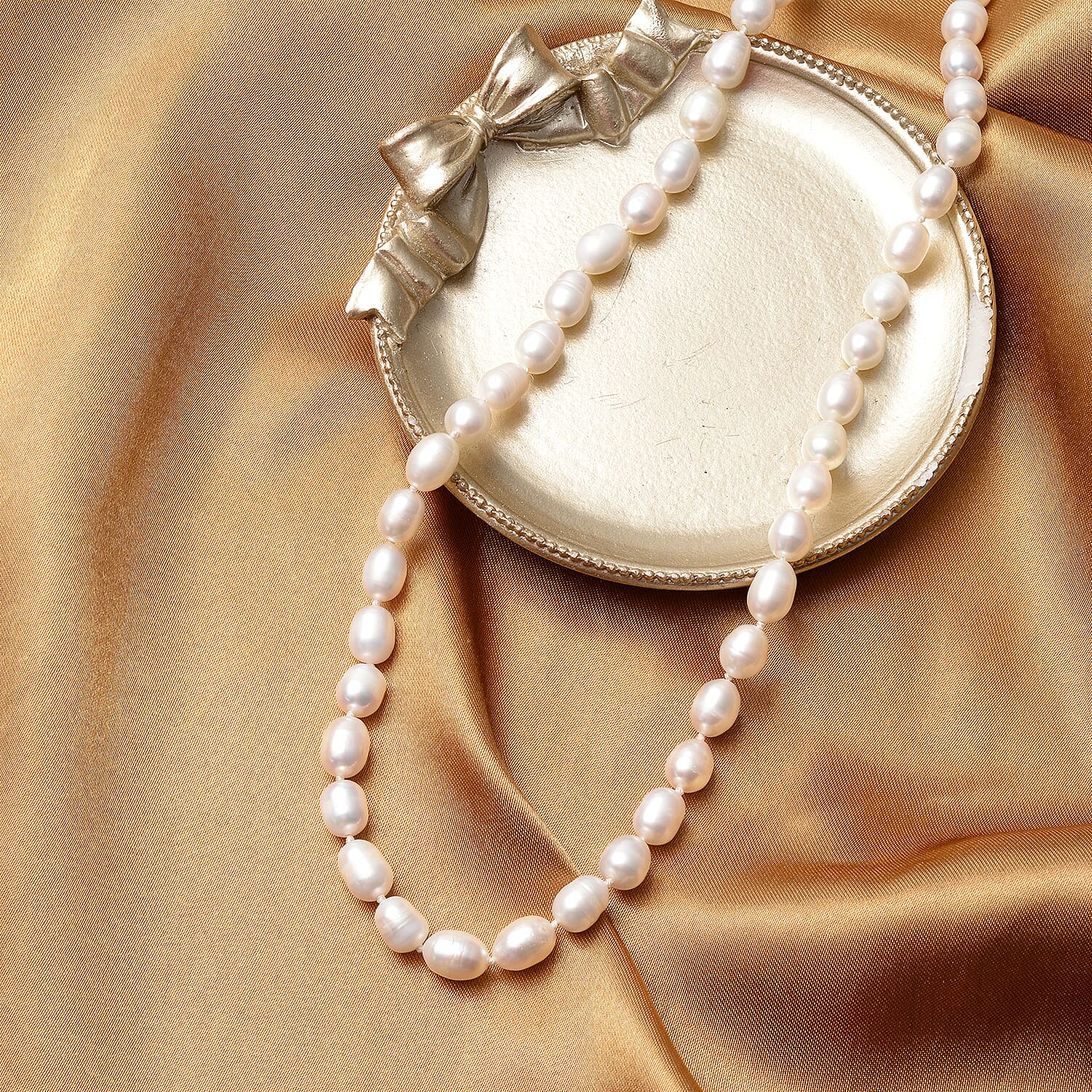 Freshwater White Cultured Pearl - Product card gallery slide 2 (9450080141567)