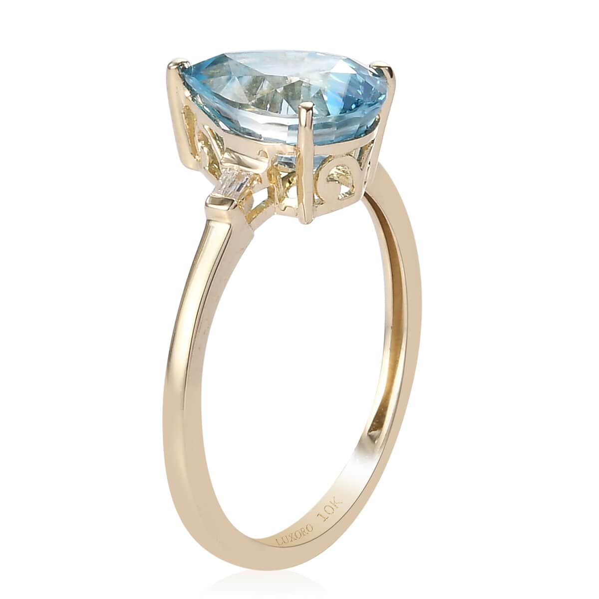LUXORO Premium Ratanakiri Blue Zircon and Diamond Ring in 10K Yellow Gold (Size 9.0) 2.90 ctw image number 3