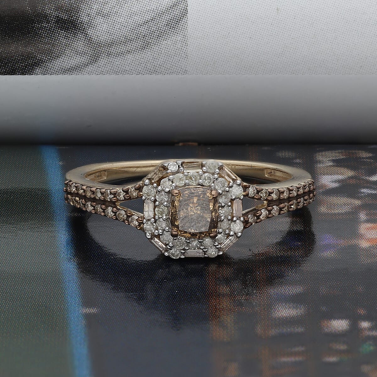 10K Yellow Gold Natural Champagne and White Diamond Ring (Size 8.0) 2.70 Grams 1.00 ctw image number 1