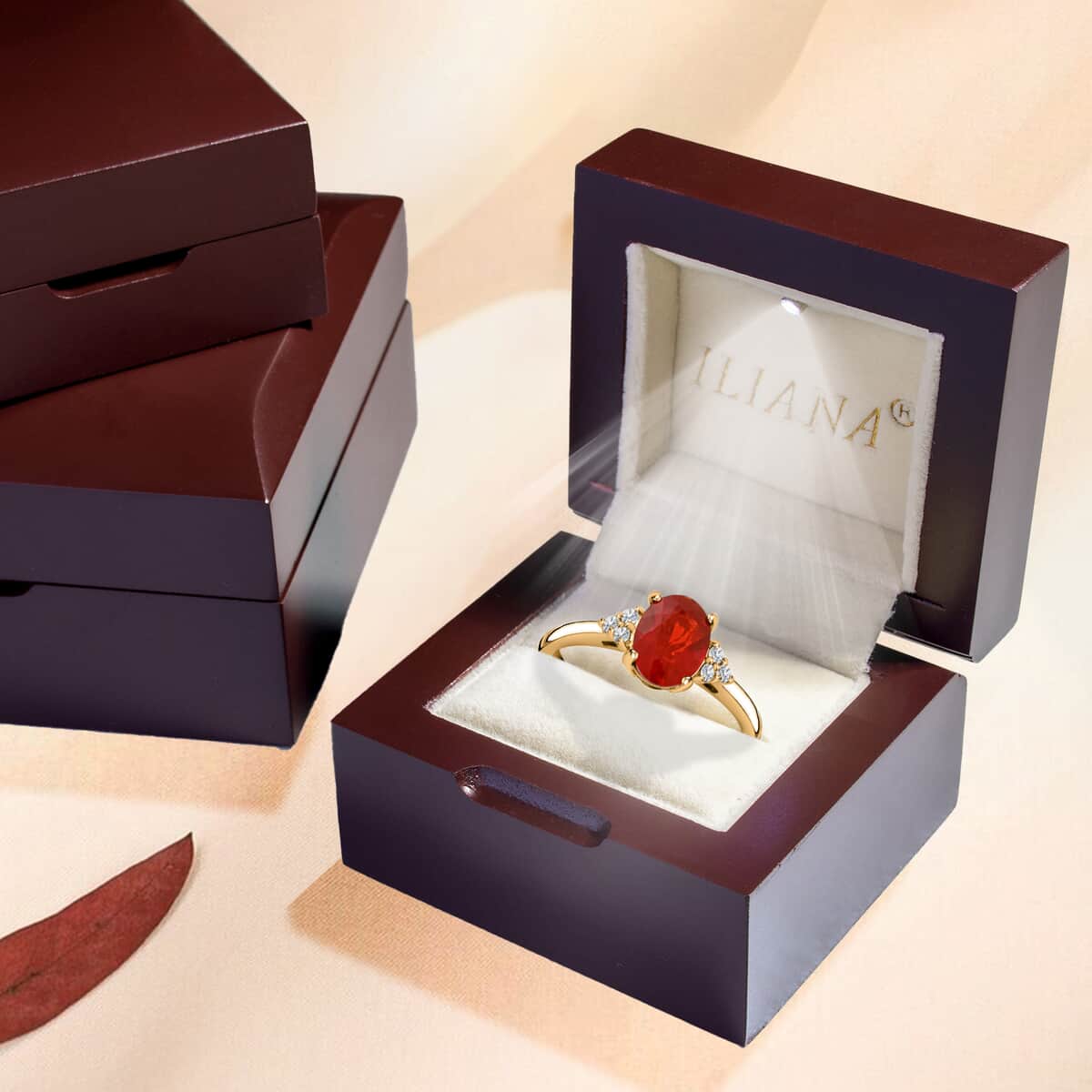 ILIANA 18K Yellow Gold AAA Crimson Fire Opal and G-H SI Diamond Ring 3.35 Grams 1.00 ctw image number 5