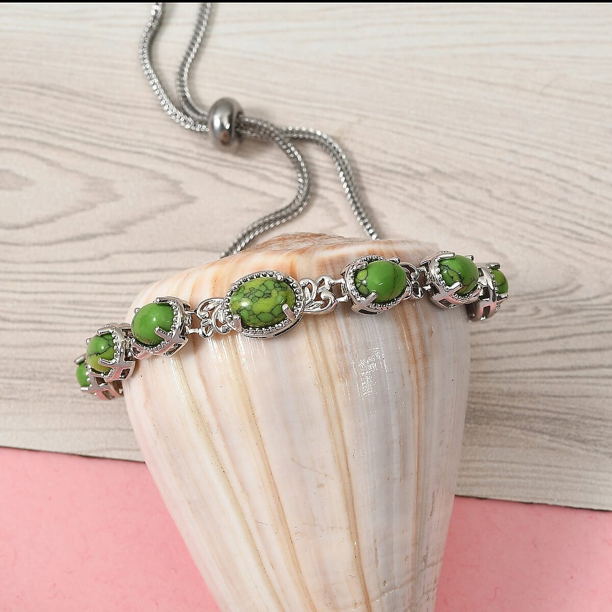 KARIS Green Howlite Bolo Bracelet in Platinum Bond and Stainless Steel 5.60 ctw image number 1