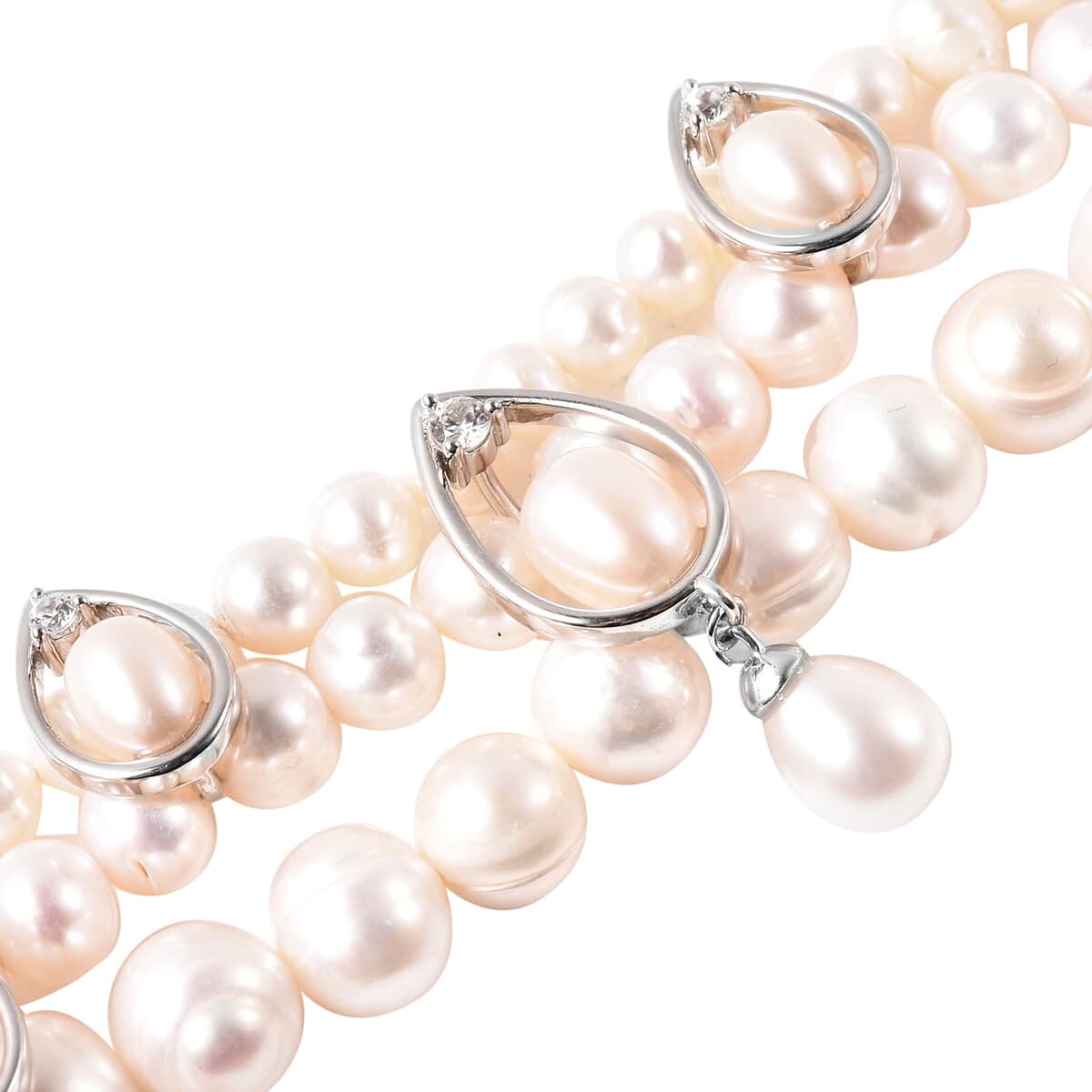 LucyQ Freshwater White Cultured Pearl and White Zircon Bracelet in Rhodium Over Sterling Silver (7.50 In) 9.40 Grams 0.50 ctw image number 4