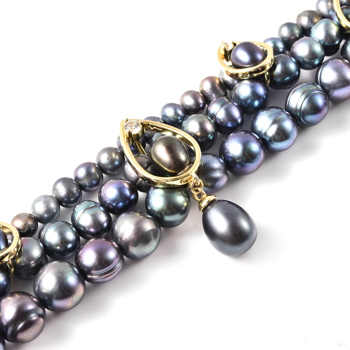 LucyQ Freshwater Peacock Cultured Pearl and White Zircon Bracelet in 14K Yellow Gold Over Sterling Silver (7.50 In) 0.50 ctw image number 4