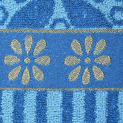 Light Blue 90% Cotton and 10% Polyester Comfortable Bath Towel