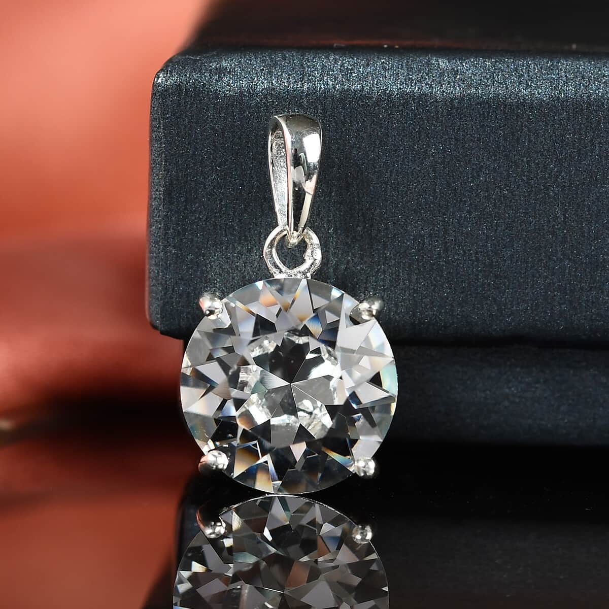 White Crystal Solitaire Pendant in Sterling Silver image number 1