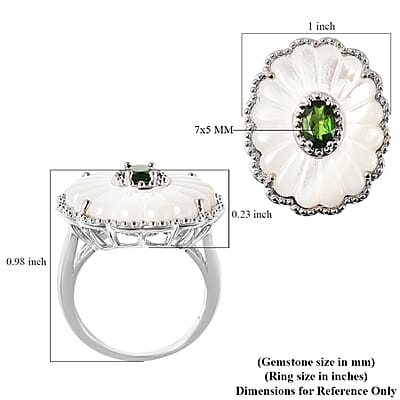 Natural Chrome Diopside and White Mother Of Pearl Daisy Flower Inspired Ring in Rhodium Over Sterling Silver (Size 7.0) 0.75 ctw