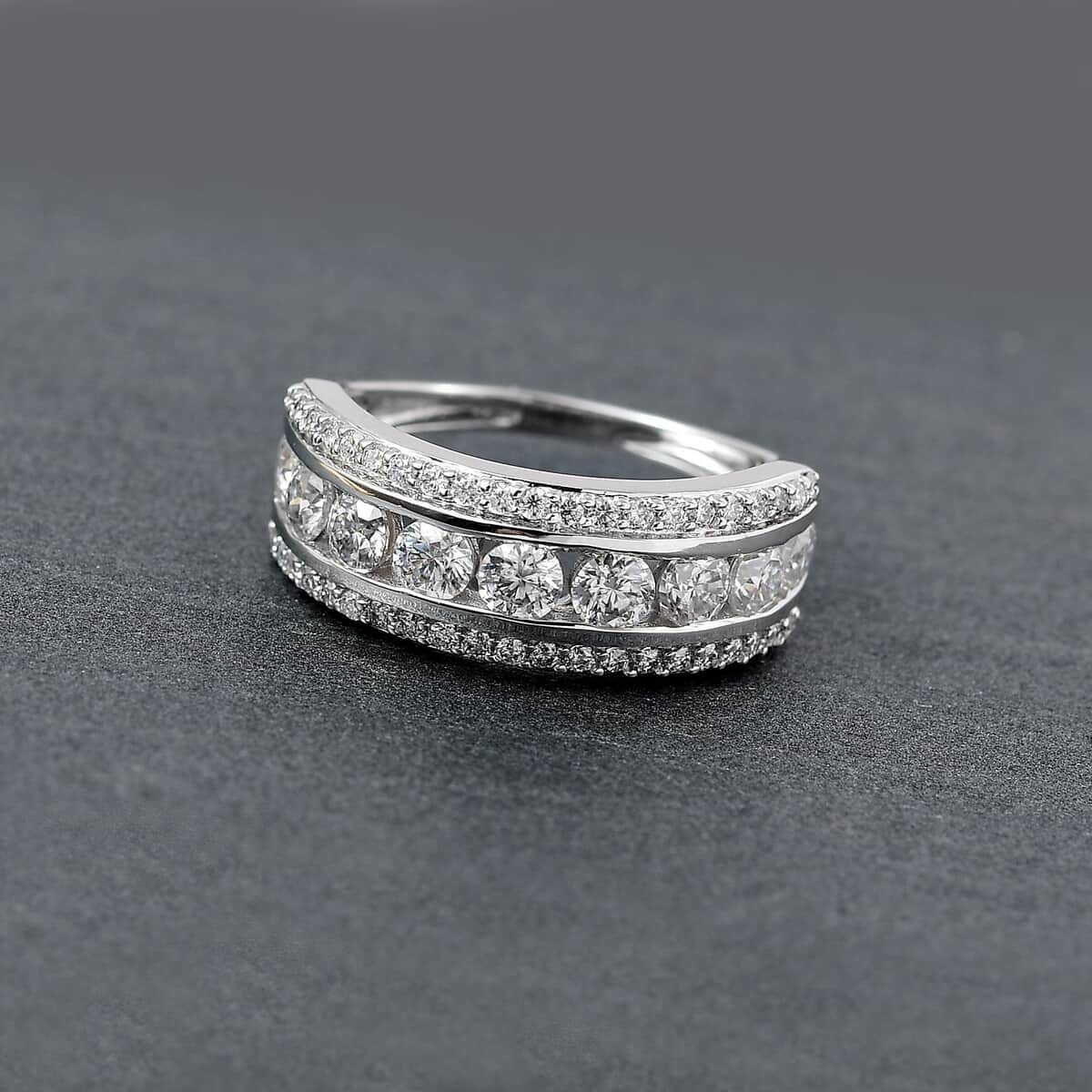 Moissanite 1.25 ctw Band Ring in 10K White Gold (Size 6.0) image number 1