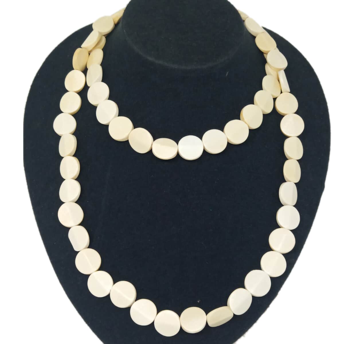 White Wooden Faceted Beaded Necklace 38 Inches image number 0