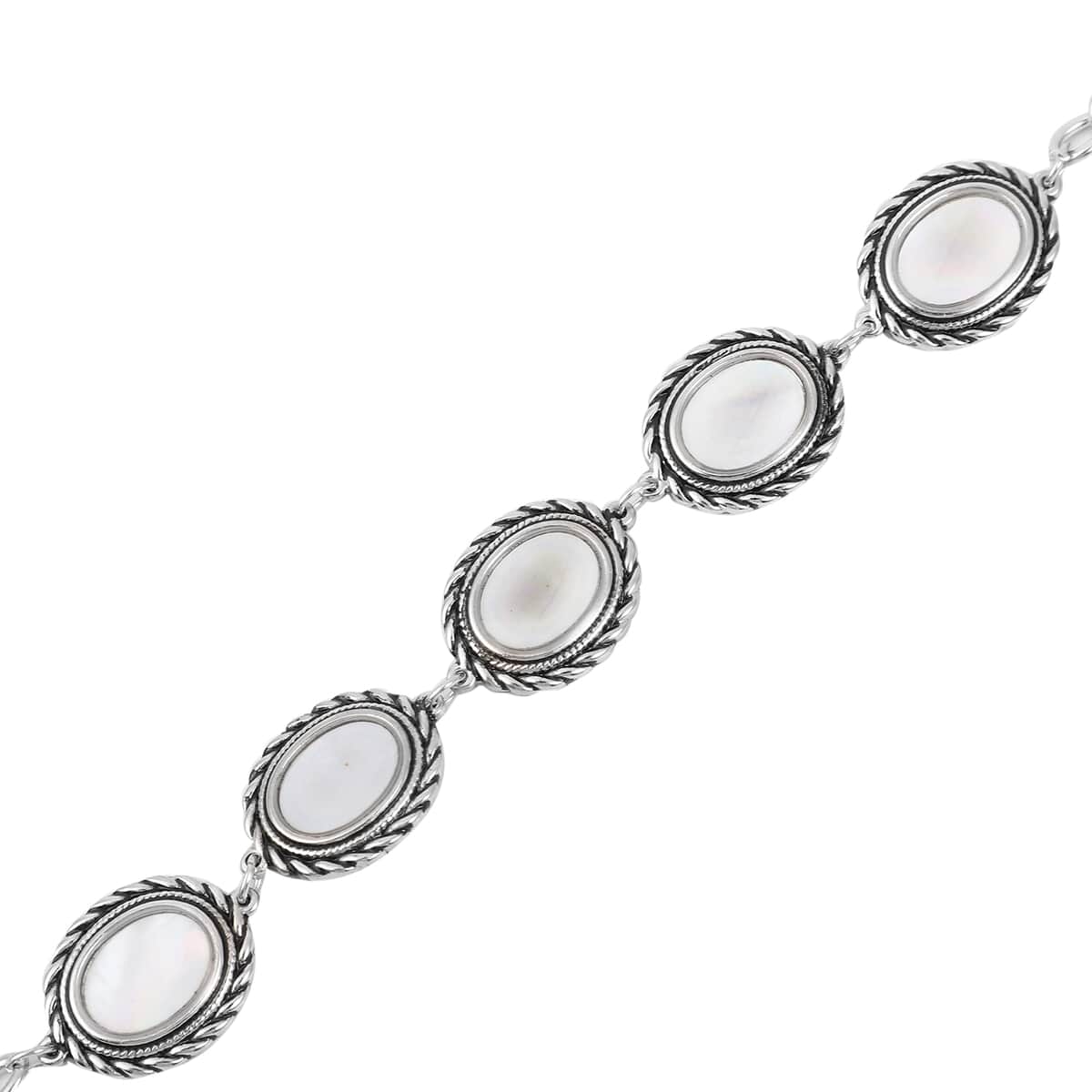 White Mother Of Pearl Station Bracelet in Stainless Steel (7.5-9.5In) image number 3
