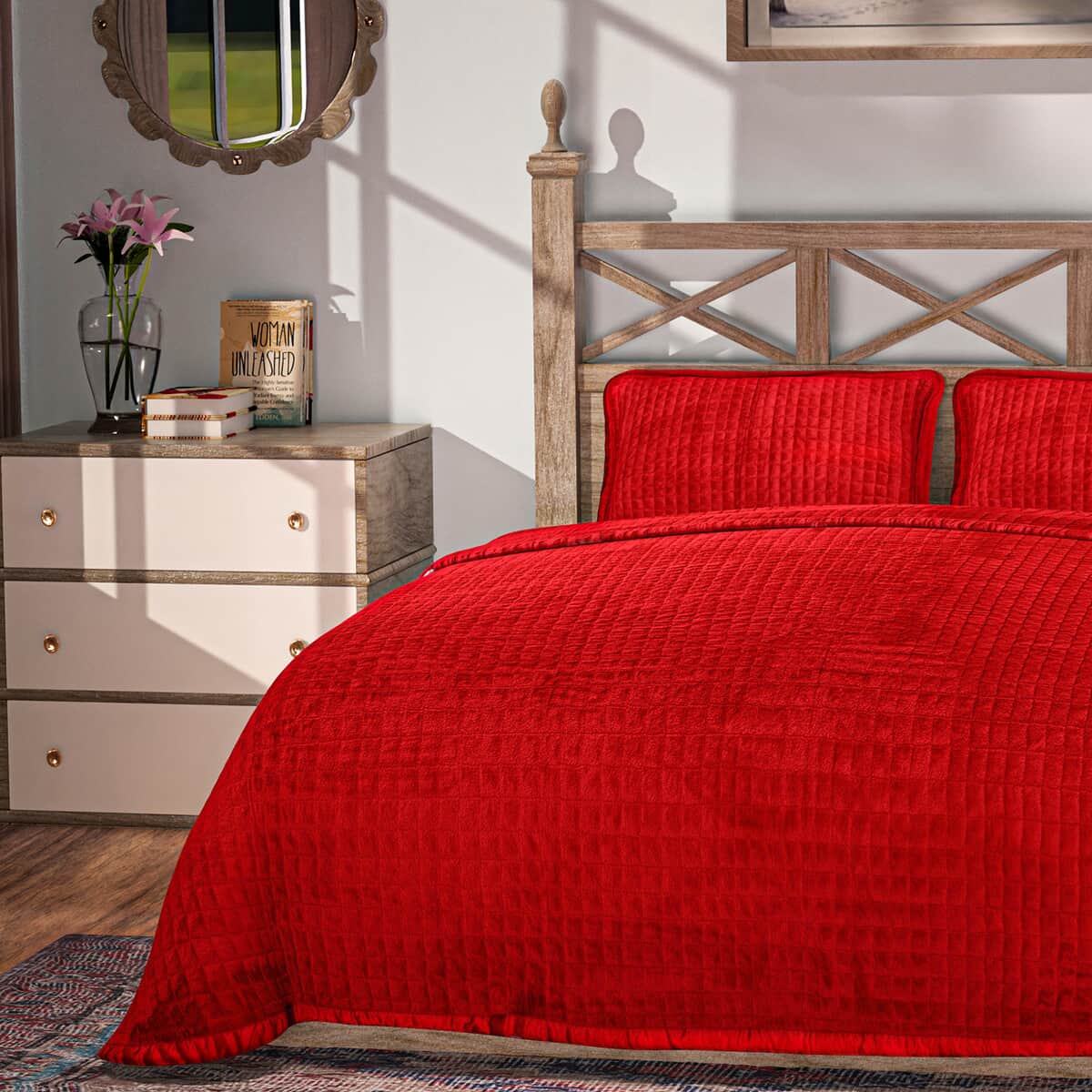 Homesmart Red Ultra Soft Crystal Velvet 3pcs Comforter Set - King image number 2