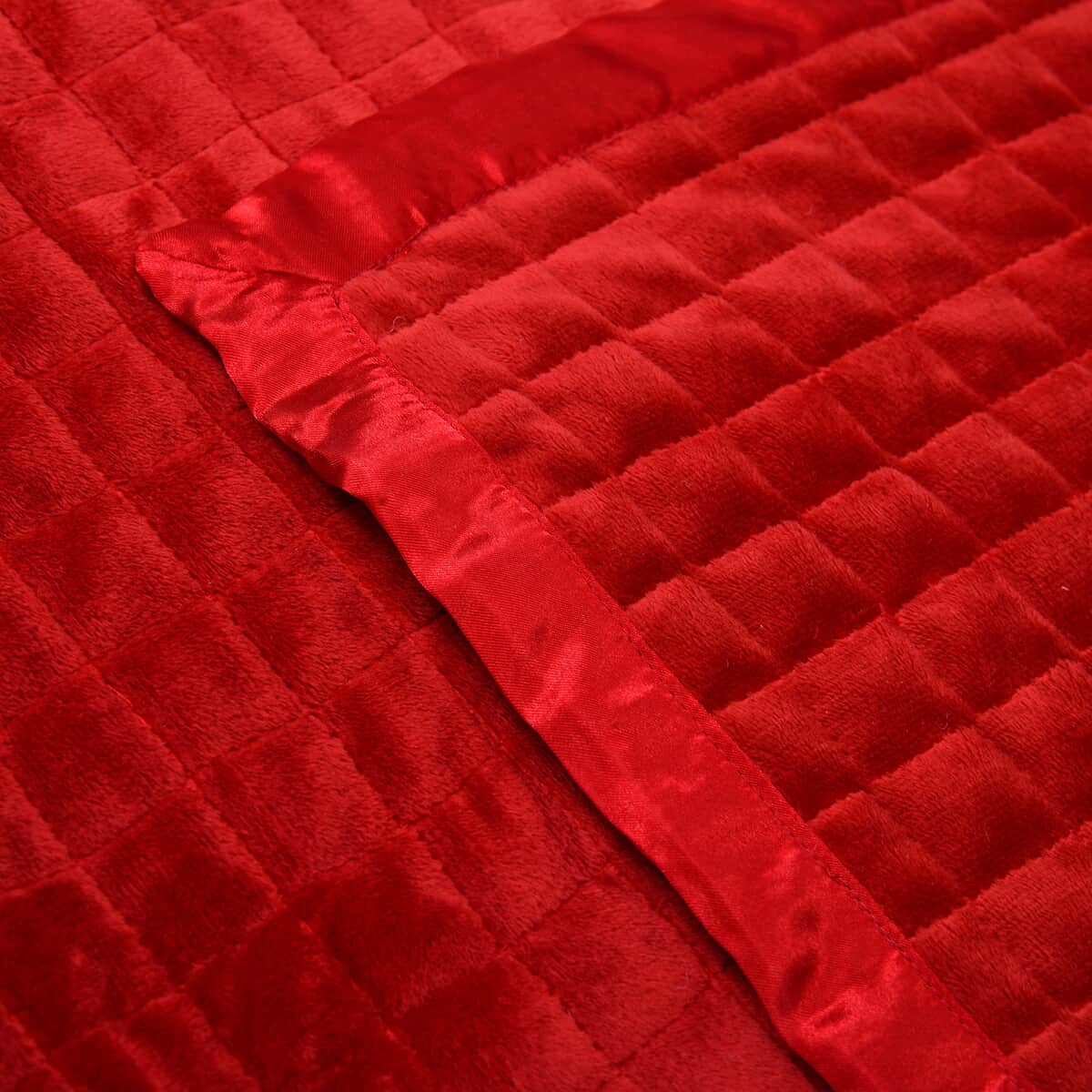 Homesmart Red Ultra Soft Crystal Velvet 3pcs Comforter Set - King image number 6