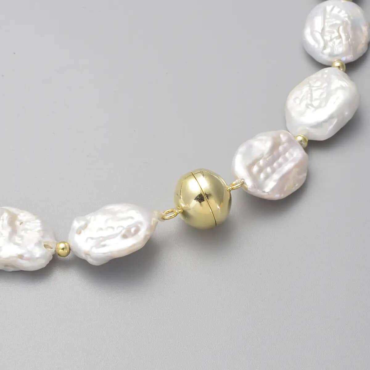 White Coin Freshwater Cultured Pearl Necklace (20 Inches) in 14K YG Over Sterling Silver image number 3