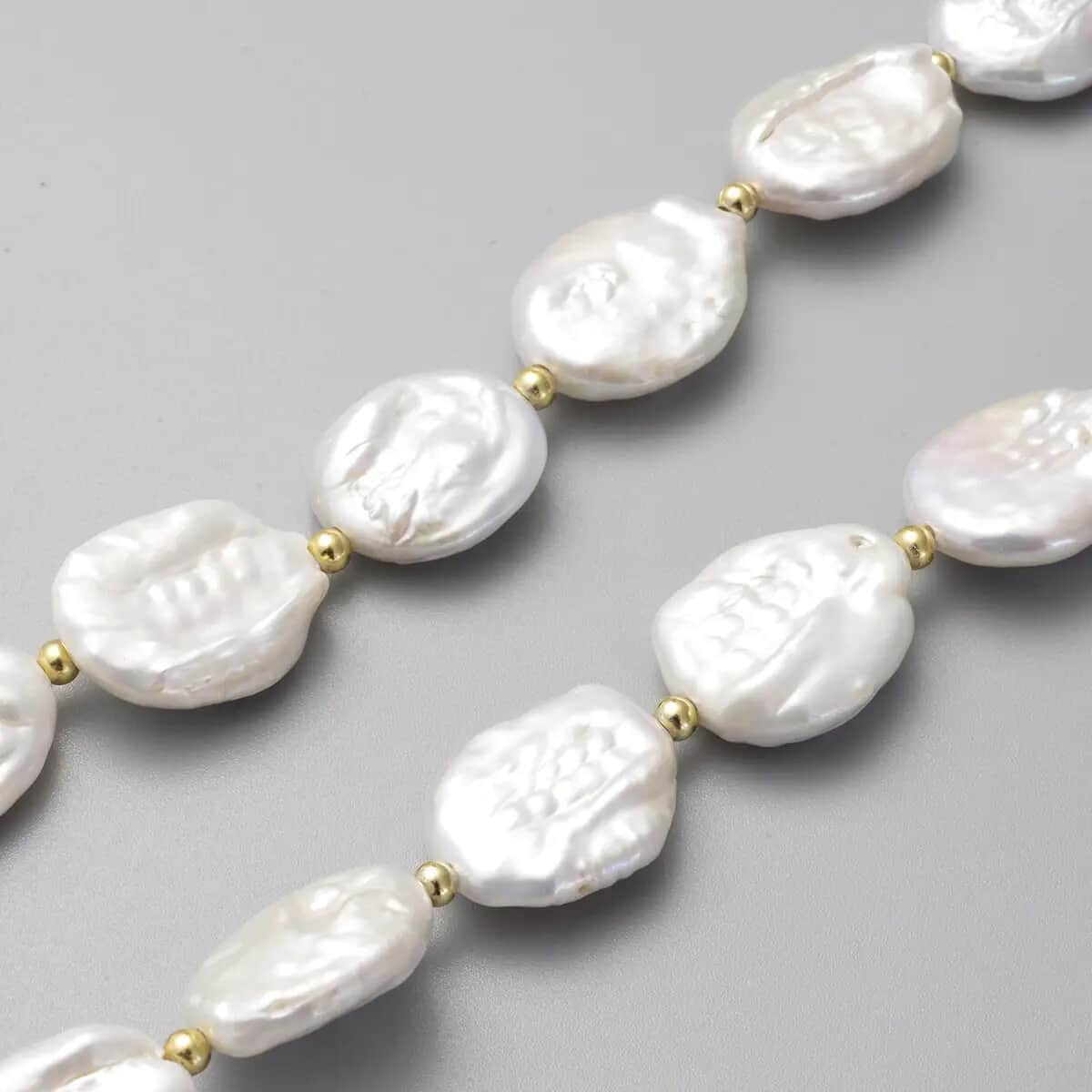 White Coin Freshwater Cultured Pearl Necklace (20 Inches) in 14K YG Over Sterling Silver image number 4