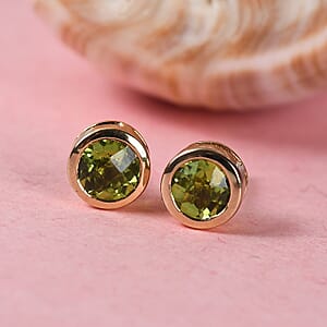 AMERICAN Natural Arizona Peridot Solitaire Stud Earrings in Vermeil Yellow Gold Over Sterling Silver 1.20 ctw