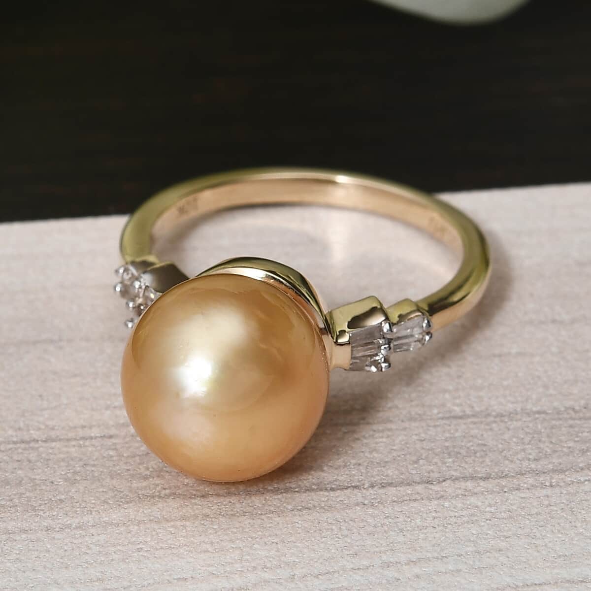 LUXORO 10K Yellow Gold South Sea Golden Cultured Pearl and Diamond Ring (Size 10.0) 0.10 ctw image number 1