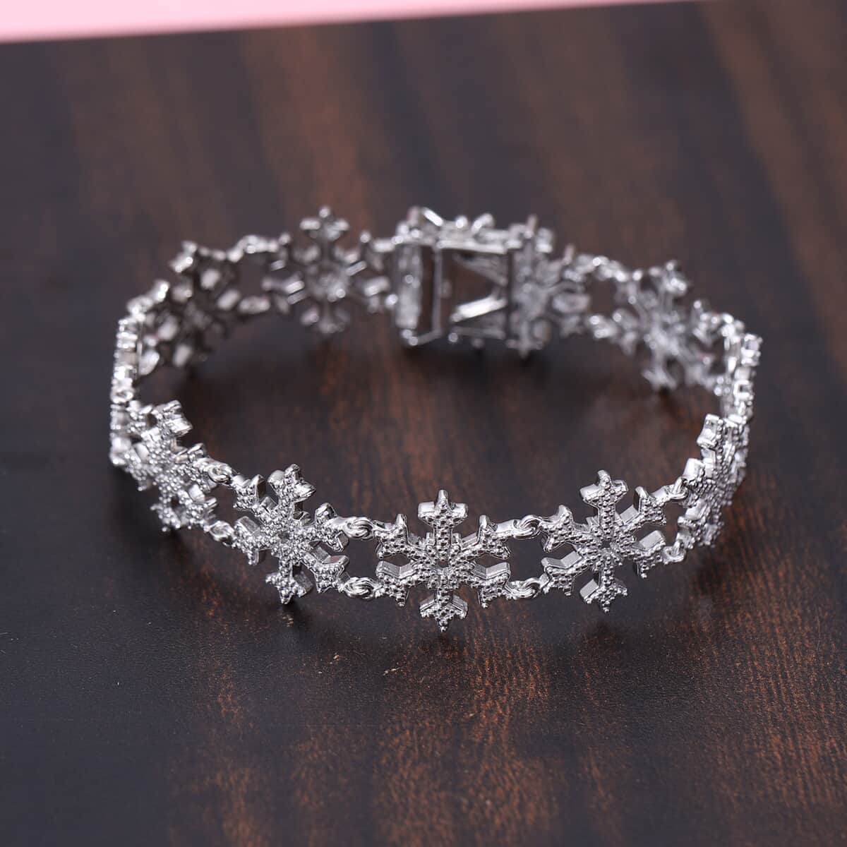 Diamond Accent Bracelet in Platinum Over Copper (7.50 In) 17.15 Grams image number 1