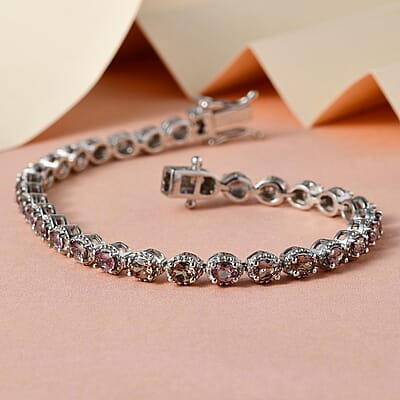 Merelani Color Change Garnet Tennis Bracelet in Platinum Over Sterling Silver (7.25 In) 6.15 ctw
