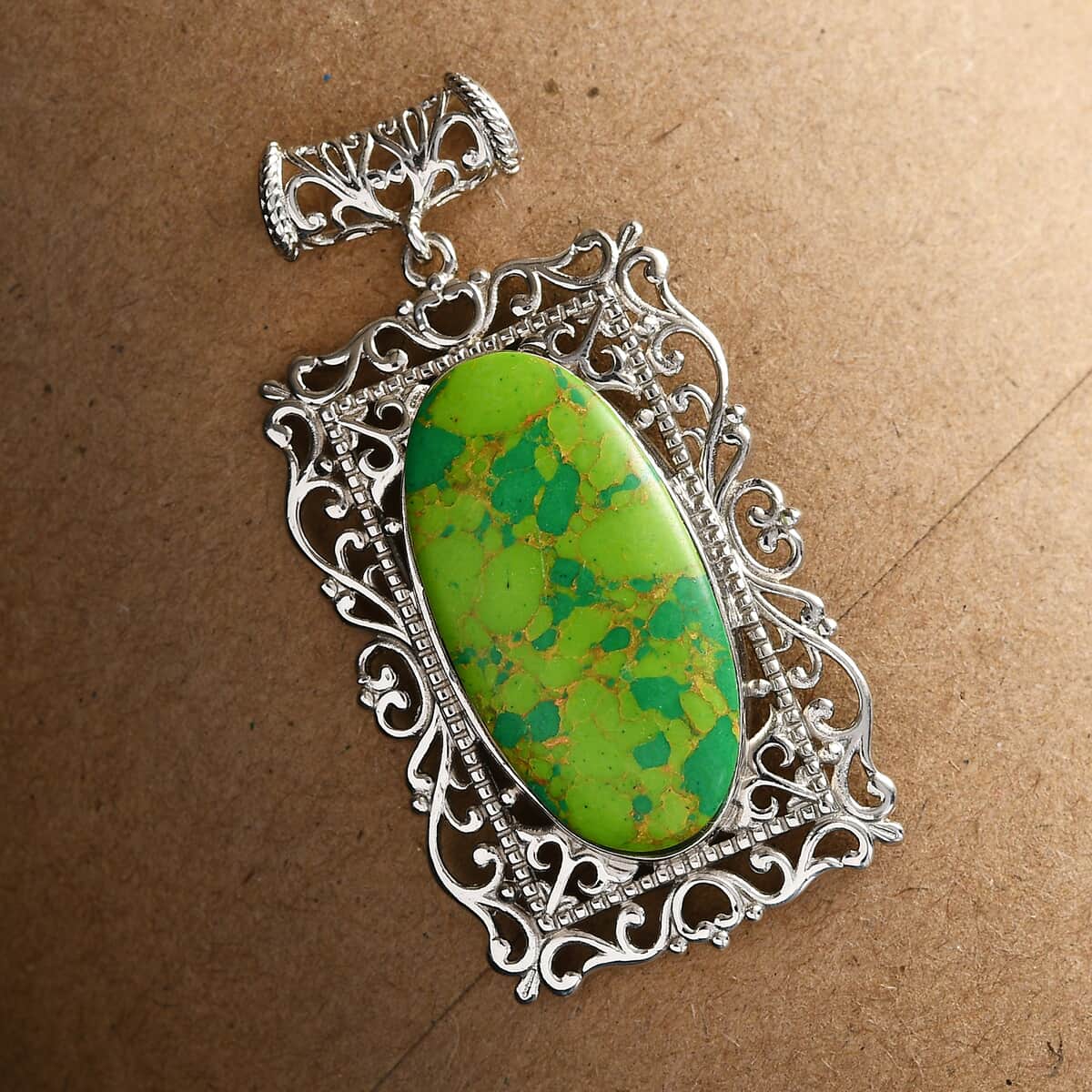 Mojave Green Turquoise Pendant in Platinum Over Copper with Magnet 17.35 ctw image number 1