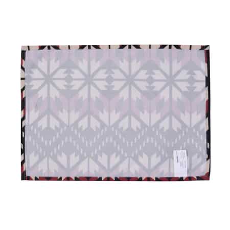 Homesmart Set of 4 Placemats and Table Runner - Geometric Pattern image number 4