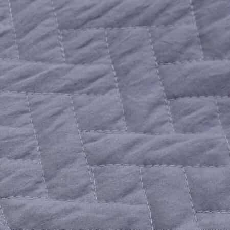 Homesmart Gray Solid Sherpa and Microfiber Quilt (Queen) and Set of 2 Shams image number 3
