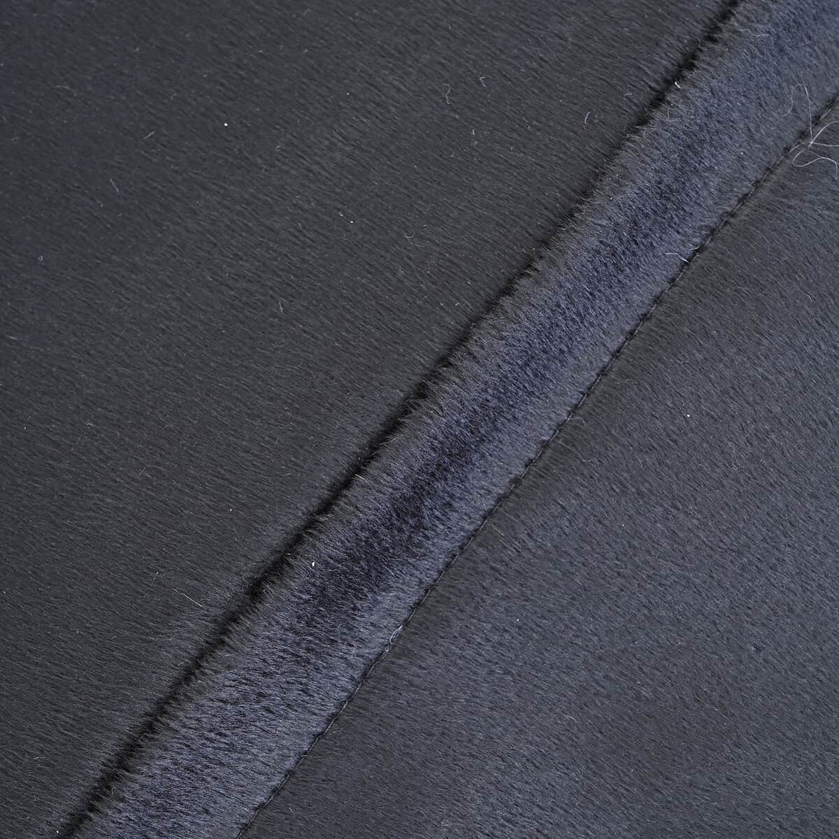 Homesmart Black Set of 2 Faux Fur Cushion Cover image number 5