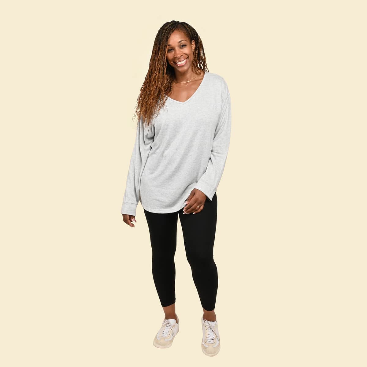 Tamsy Gray Casual Long Sleeves and V Neck Top - L image number 0