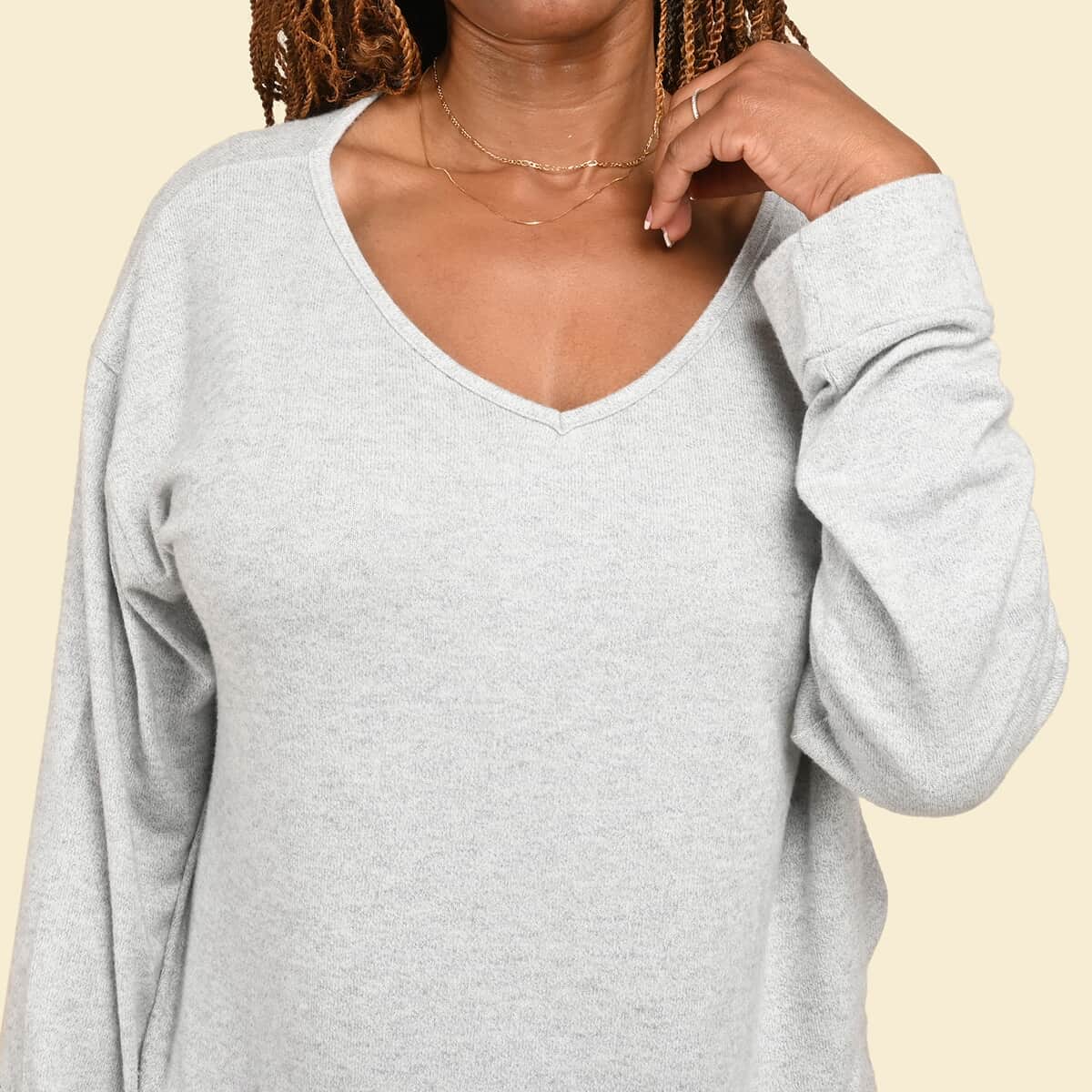 Tamsy Gray Casual Long Sleeves and V Neck Top - 1X image number 3