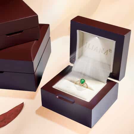 Iliana 18K Yellow Gold AAA Kagem Zambian Emerald and Diamond G-H SI Halo Ring (Size 7.0) 1.50 ctw image number 5