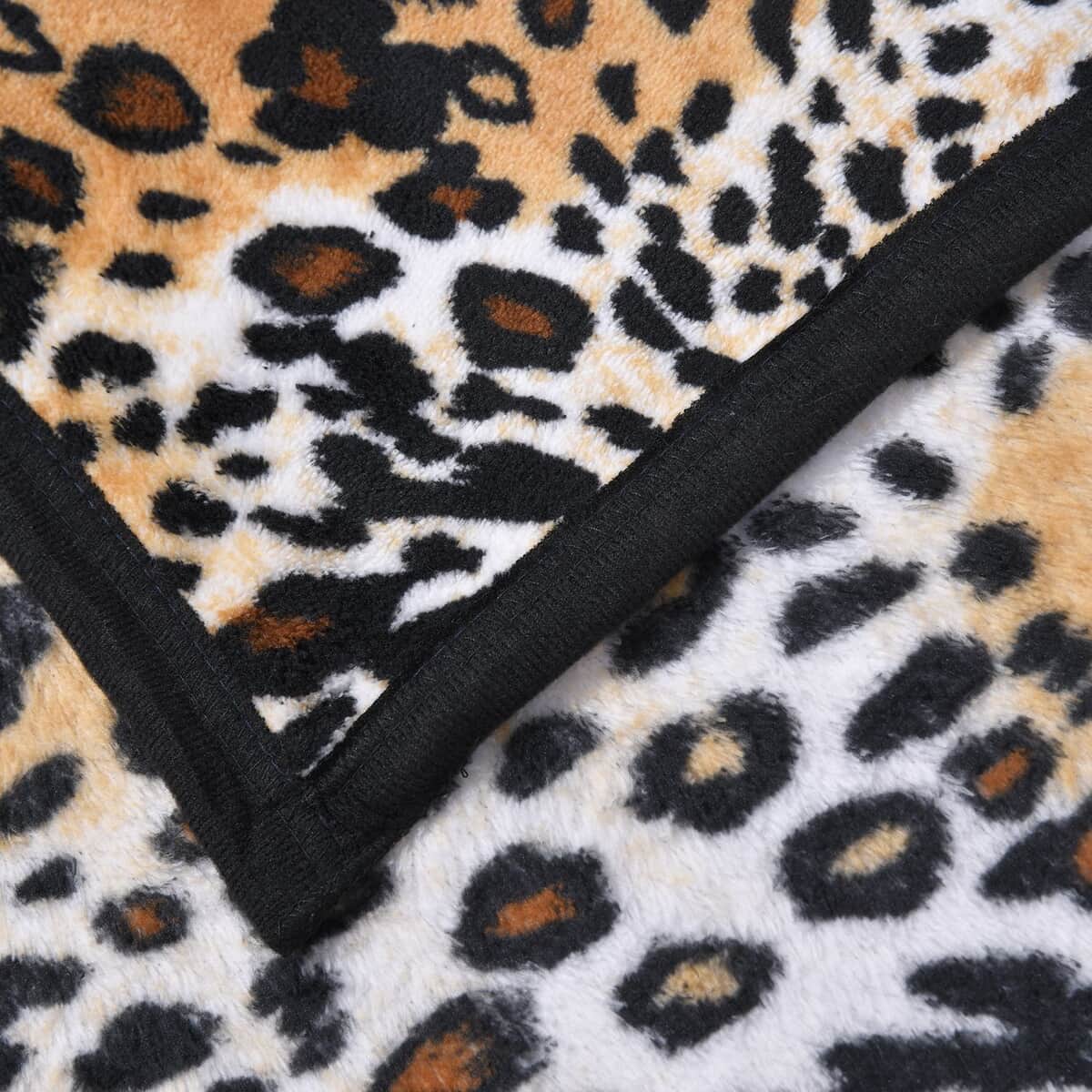 Homesmart Brown Color Leopard Pattern Microfiber Coral Fleece Blanket with 2 Cushion Covers , Microfiber Blanket Set , Soft Throw Blanket , Bedding Set , Comforter Sets image number 5