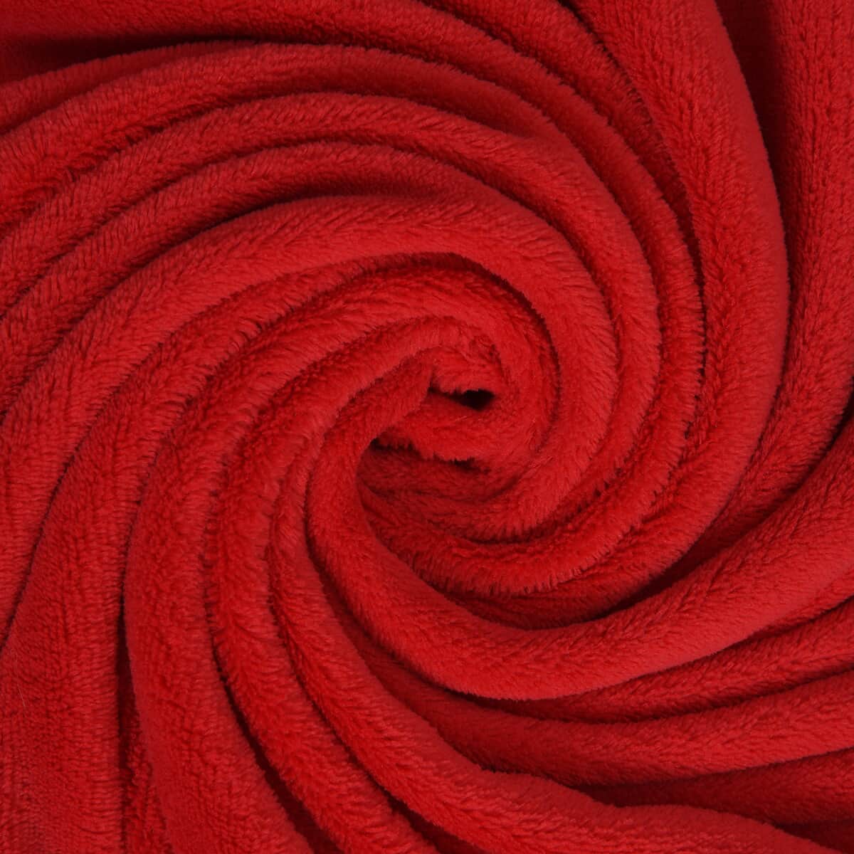 HOMESMART Toreador Solid Coral Fleece Warmth and Soft Blanket (50"x70") image number 3